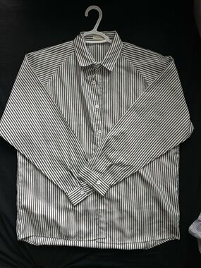Unisex Striped Button-Up Shirt - Black & White